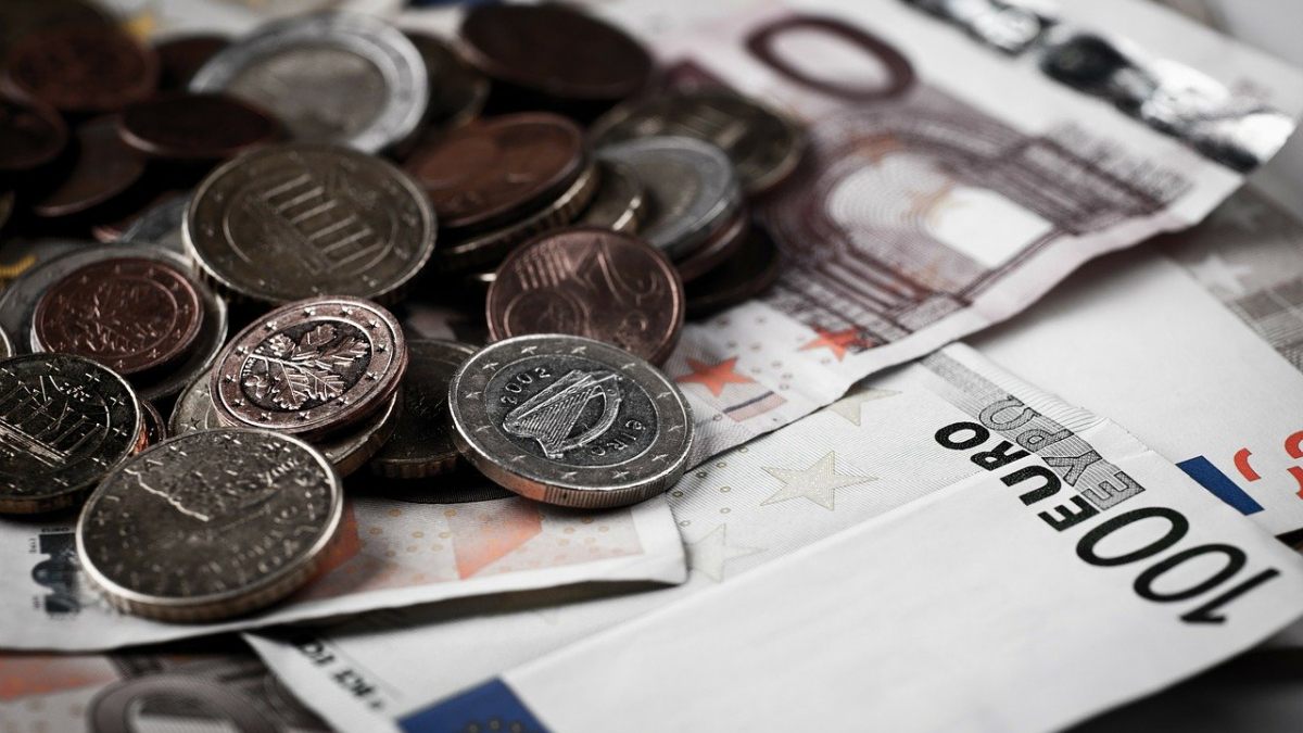 Geld - freier Finanzberater und unabhängiger Versicherungsmakler in Karlsruhe